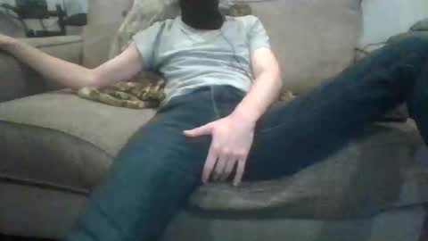 Snapshot of 029719 chatting on 8, 10, 2025 Cute boi online show from 8, 10, 2025