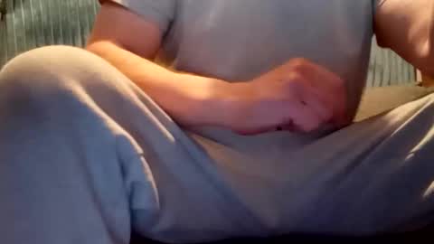 Snapshot of 05mechanic1979 chatting on 6, 1, 2026 05mechanic1979 online show from 6, 1, 2026