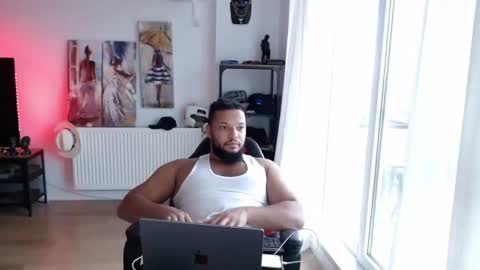 Kingsley online show from 8, 7, 2026