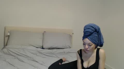 Snapshot of 0aught chatting on 19, 12, 2024 esmay 19 online show from 19, 12, 2024