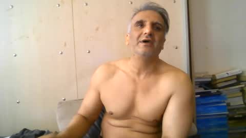 Snapshot of 0luvmonkey chatting on 8, 8, 2026 0luvmonkey online show from 8, 8, 2026