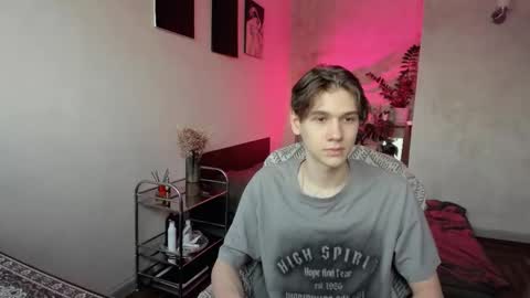 Adam online show from 19, 11, 2025