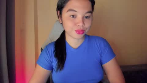 Snapshot of 0wwlo0k chatting on 16, 10, 2025 0wwlo0k online show from 16, 10, 2025