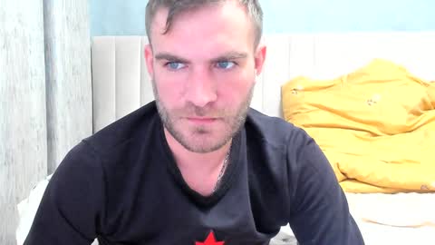 Snapshot of 10in_deluxe chatting on 1, 2, 2025 10in_deluxe online show from 1, 2, 2025