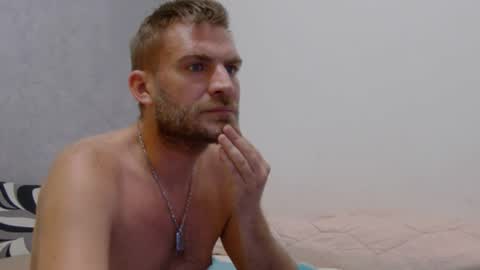 Snapshot of 10in_deluxe chatting on 10, 9, 2025 10in_deluxe online show from 10, 9, 2025