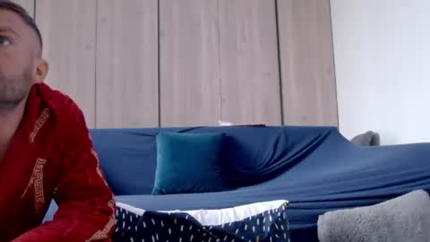 Snapshot of 10in_deluxe chatting on 18, 10, 2025 10in_deluxe online show from 18, 10, 2025