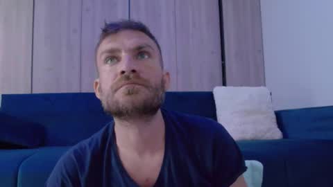 Snapshot of 10in_deluxe chatting on 26, 10, 2025 10in_deluxe online show from 26, 10, 2025