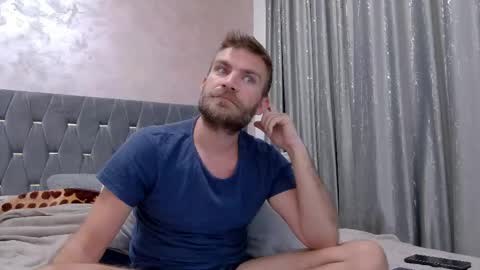 Snapshot of 10in_deluxe chatting on 30, 11, 2025 10in_deluxe online show from 30, 11, 2025