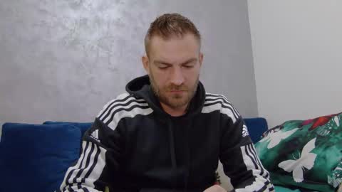 Snapshot of 10in_deluxe chatting on 17, 12, 2025 10in_deluxe online show from 17, 12, 2025