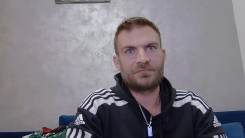 Snapshot of 10in_deluxe chatting on 19, 12, 2025 10in_deluxe online show from 19, 12, 2025