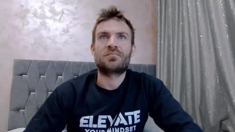 Snapshot of 10in_deluxe chatting on 9, 3, 2026 10in_deluxe online show from 9, 3, 2026