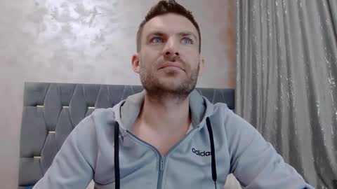 Snapshot of 10in_deluxe chatting on 15, 3, 2026 10in_deluxe online show from 15, 3, 2026