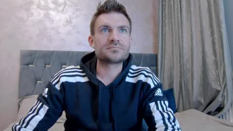 Snapshot of 10in_deluxe chatting on 3, 4, 2026 10in_deluxe online show from 3, 4, 2026