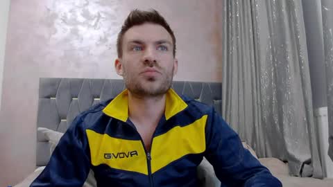 Snapshot of 10in_deluxe chatting on 4, 4, 2026 10in_deluxe online show from 4, 4, 2026