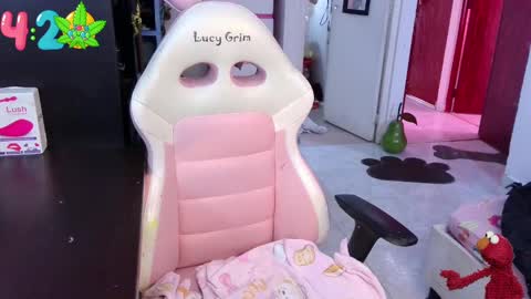 111lucygrim111 online show from 10, 1, 2025