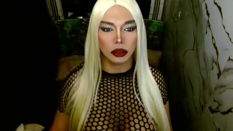 Snapshot of 11inchsinglecious chatting on 20, 3, 2026 HUGECOCK online show from 20, 3, 2026