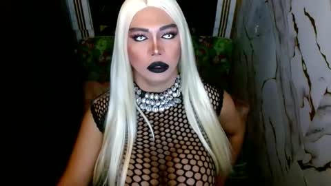 Snapshot of 11inchsinglecious chatting on 22, 3, 2026 HUGECOCK online show from 22, 3, 2026