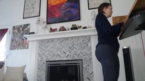 Aurora Willows online show from 14, 1, 2025