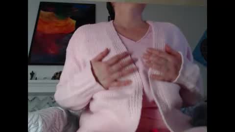 Aurora Willows online show from 4, 2, 2026