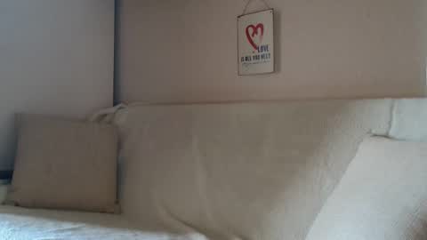 Snapshot of 12ennie chatting on 24, 9, 2025 12ennie online show from 24, 9, 2025