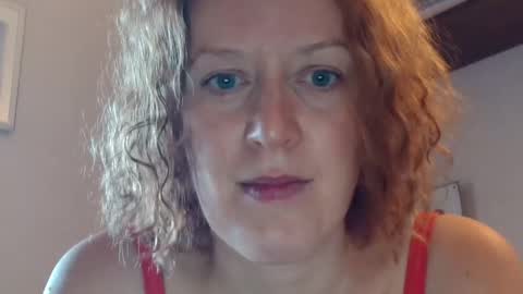 Snapshot of 12ennie chatting on 25, 9, 2025 12ennie online show from 25, 9, 2025