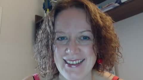 Snapshot of 12ennie chatting on 10, 10, 2025 12ennie online show from 10, 10, 2025