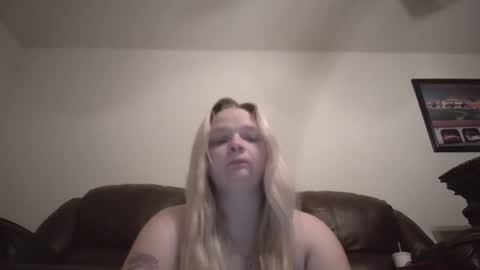 Snapshot of 13xxmilfxx13 chatting on 9, 10, 2025 Diamond Rose online show from 9, 10, 2025