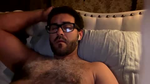 Leandro online show from 28, 2, 2025