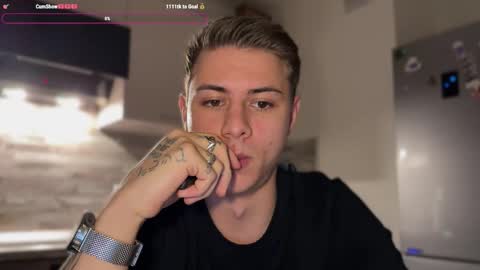 Snapshot of 168gio chatting on 21, 10, 2025 Lance online show from 21, 10, 2025