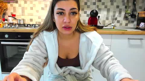 Snapshot of 18belleskinny chatting on 4, 10, 2025 18belleskinny online show from 4, 10, 2025