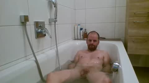 Snapshot of 19berni91 chatting on 5, 11, 2025 berni online show from 5, 11, 2025