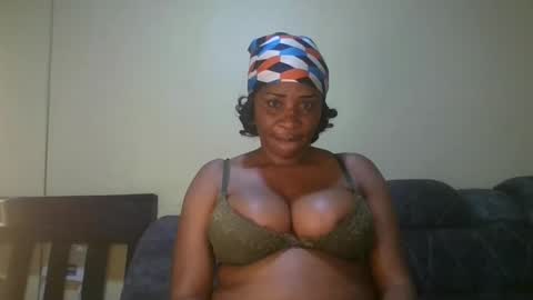 Snapshot of 1_sexylove chatting on 14, 9, 2025 1_sexylove online show from 14, 9, 2025