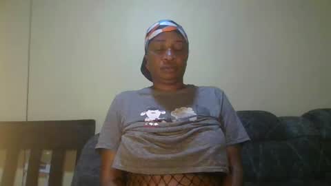 Snapshot of 1_sexylove chatting on 18, 9, 2025 1_sexylove online show from 18, 9, 2025