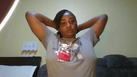 Snapshot of 1_sexylove chatting on 5, 12, 2025 1_sexylove online show from 5, 12, 2025