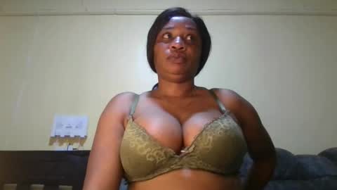 Snapshot of 1_sexylove chatting on 12, 4, 2026 1_sexylove online show from 12, 4, 2026