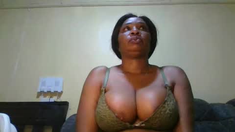 Snapshot of 1_sexylove chatting on 14, 4, 2026 1_sexylove online show from 14, 4, 2026