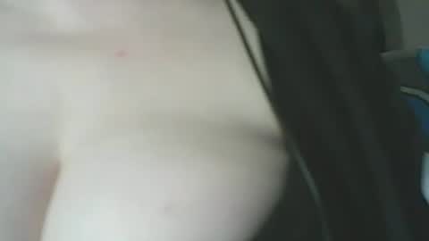 Snapshot of 1deluxepussy chatting on 22, 12, 2024 Deluxepussy online show from 22, 12, 2024