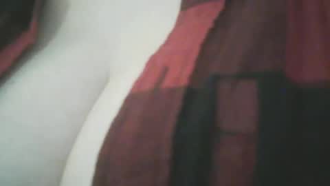Snapshot of 1deluxepussy chatting on 1, 1, 2025 Deluxepussy online show from 1, 1, 2025