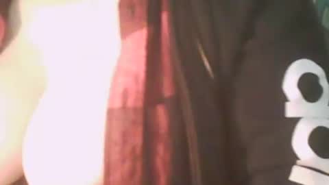 Snapshot of 1deluxepussy chatting on 7, 1, 2025 Deluxepussy online show from 7, 1, 2025