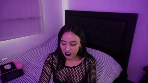 1hannamontana online show from 19, 9, 2025