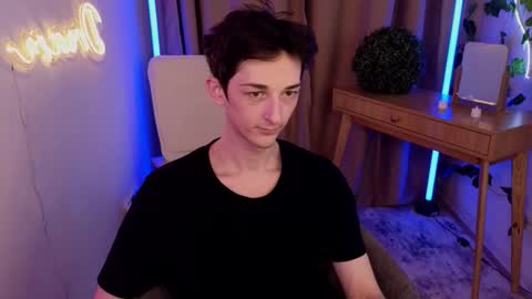 Max online show from 19, 3, 2026