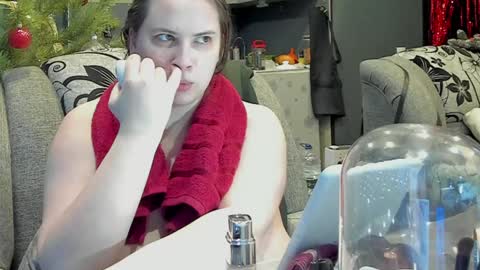 1LINDSEY1 online show from 31, 12, 2024
