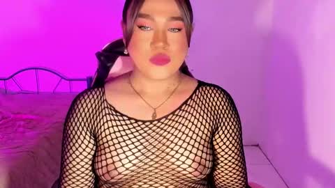 1lovelymess online show from 1, 10, 2025