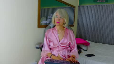 Miss Monserrate online show from 25, 6, 2026