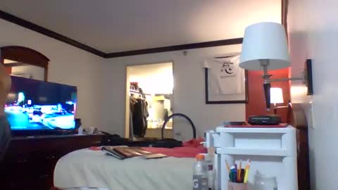 TheShyOne18 online show from 4, 5, 2026