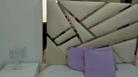 Luisa online show from 11, 3, 2025