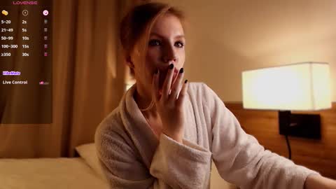 VICTORIA online show from 17, 11, 2025