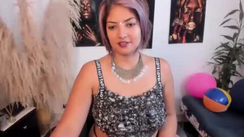 1wayra online show from 8, 10, 2025