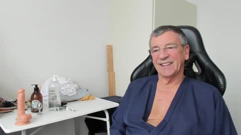 Henk online show from 31, 12, 2024