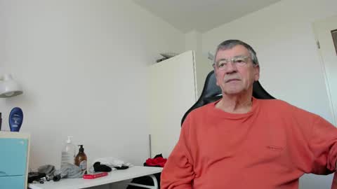 Henk online show from 3, 3, 2025